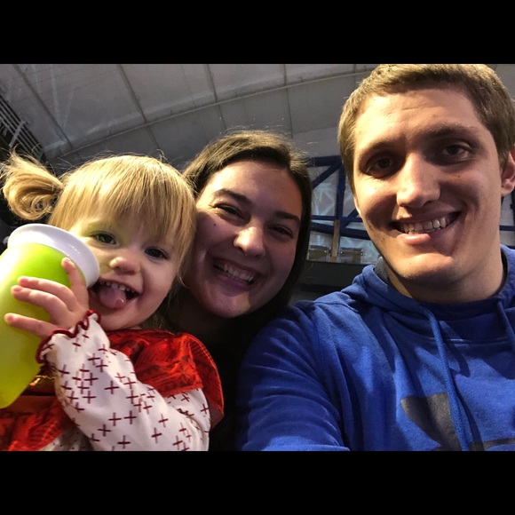 Meet your Posher, Alizabeth - Picture 1 of 1